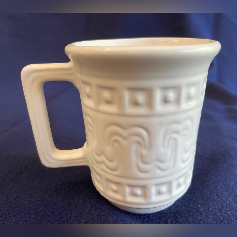 Vintage USA Coffee Mug Cup Matte White Pottery McCoy? Trees & Water Design